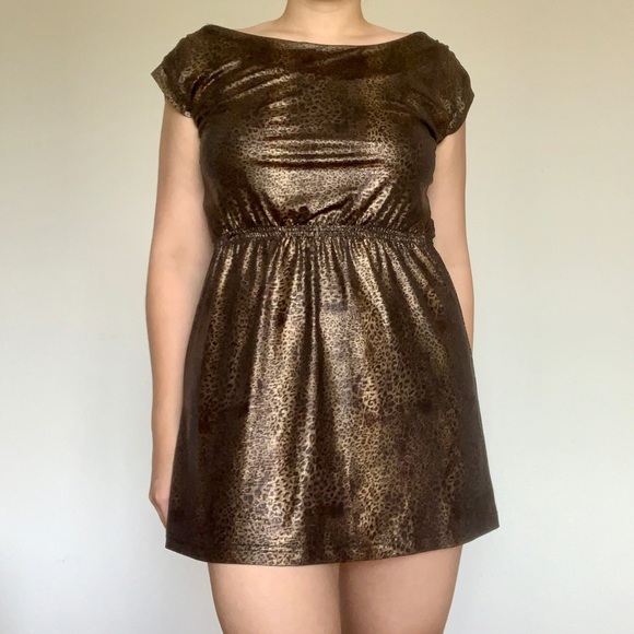 Leopard Print Cinched Mini Dress - Picture 1 of 3